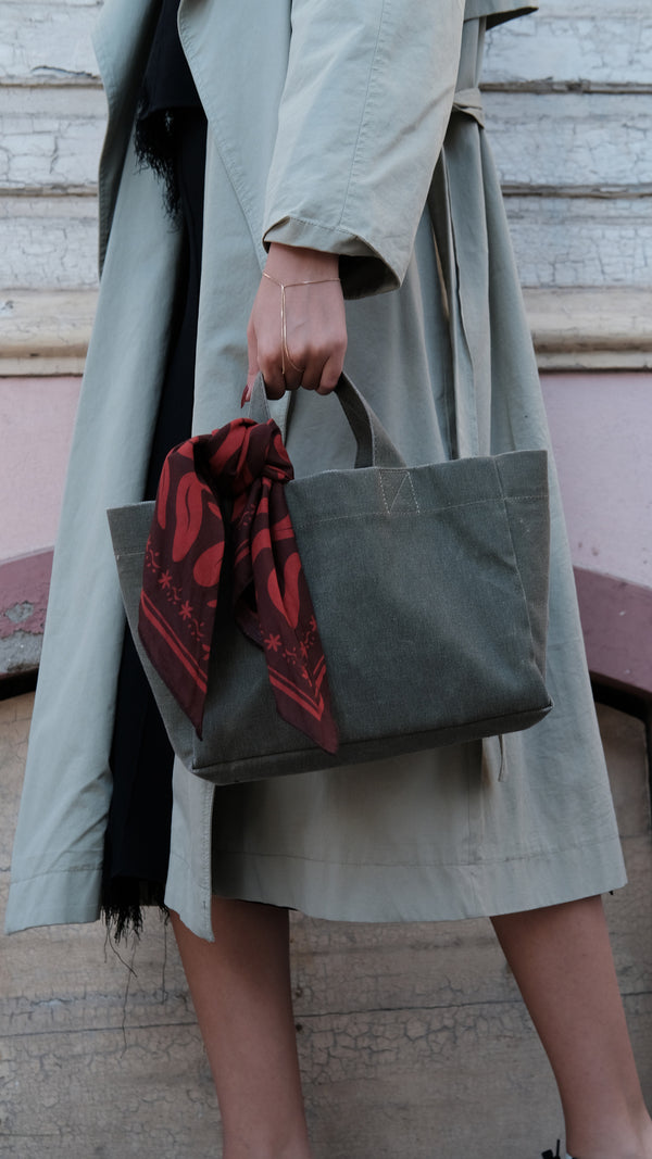 COLA - Shoppable 3