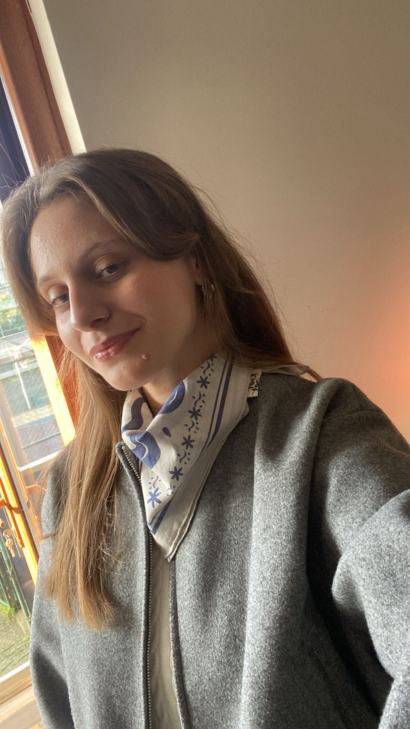 MONDAY'S BLUE - Shoppable 2